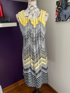 7 for $30 Perceptions Sleeveless Summer Dress